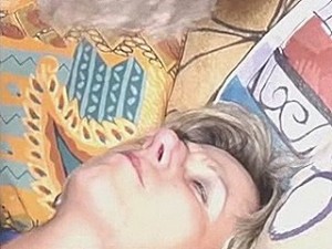 Oma geniet van snoei harde neukbeurt